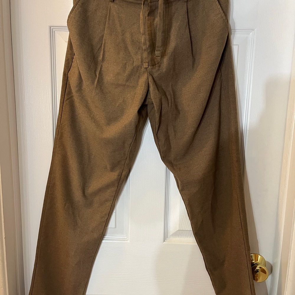 Old Navy Men's Tan Chinos